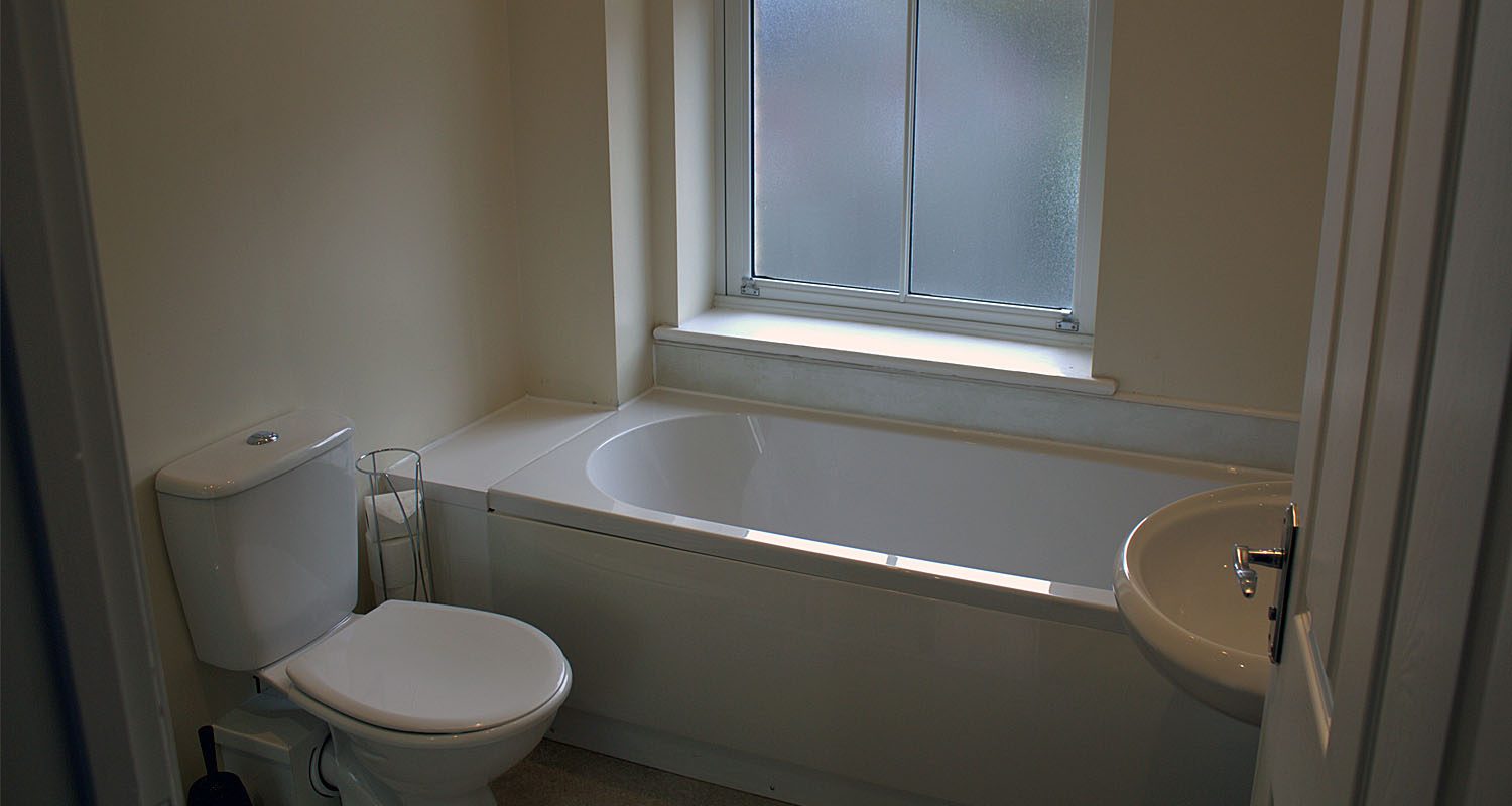 Afonwy House Bathroom 1 Mid Wales Holiday Lets, Rhayader, Elan Valley